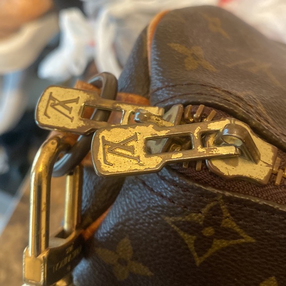 Louis Vuitton Boston Keepall Bandouliere 45 Bag - Picture 11 of 16